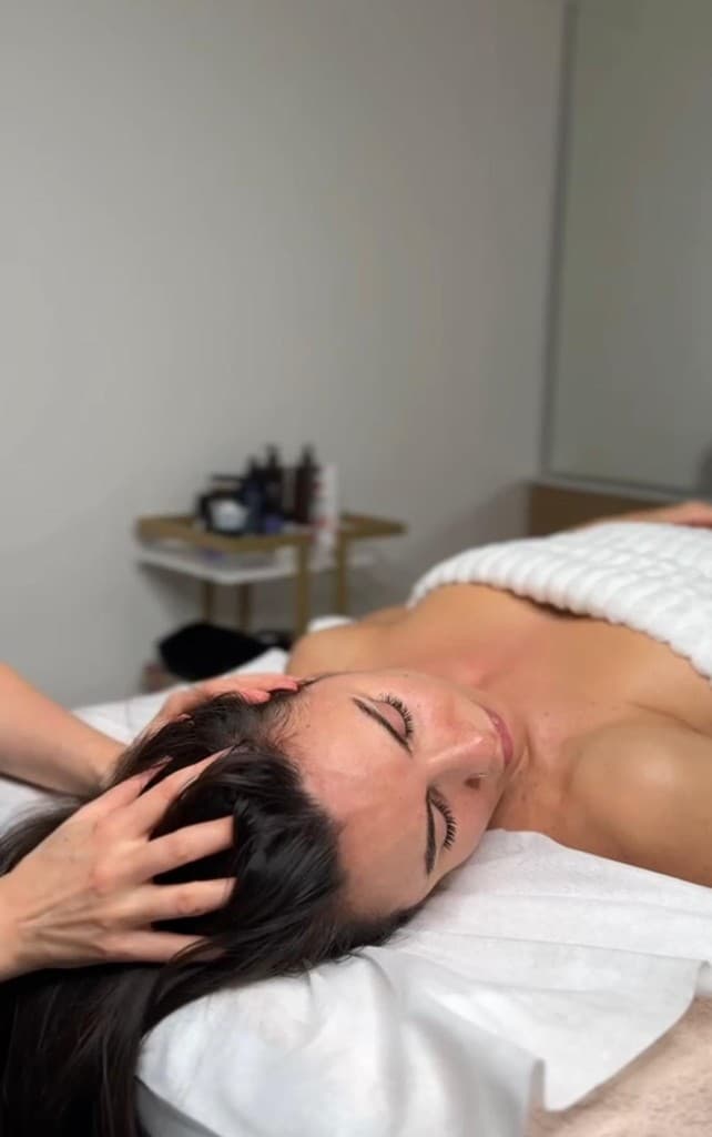 Massaggio Rilassante Cuoio Capelluto