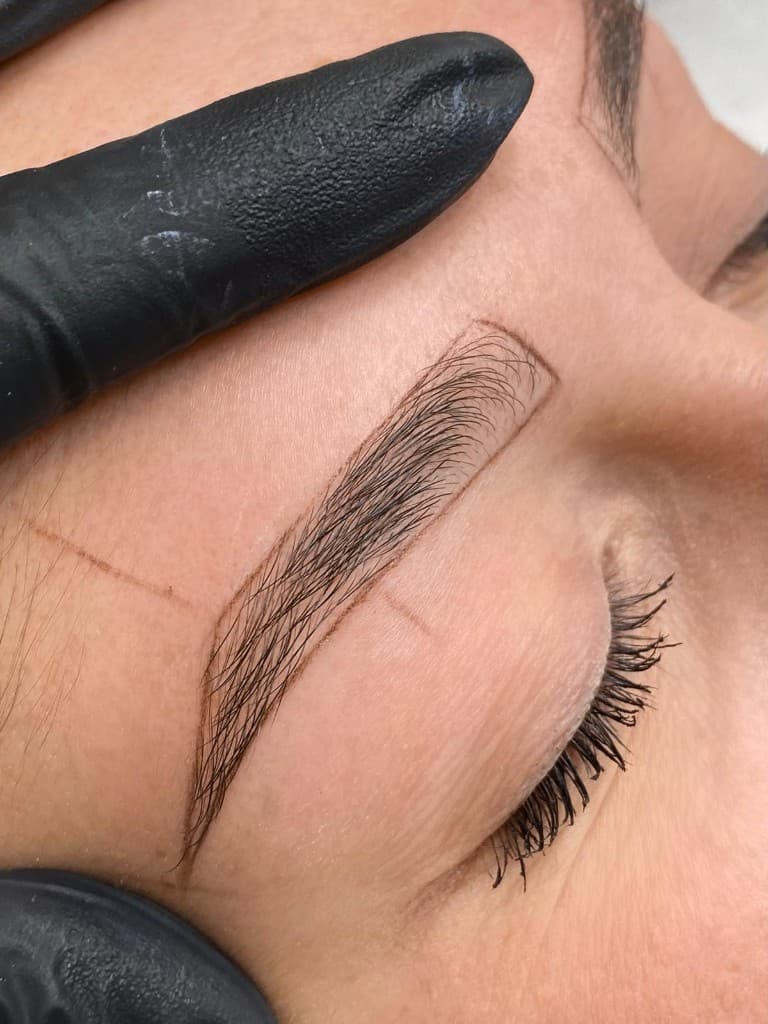 Progettazione & Mappatura Sopracciglia